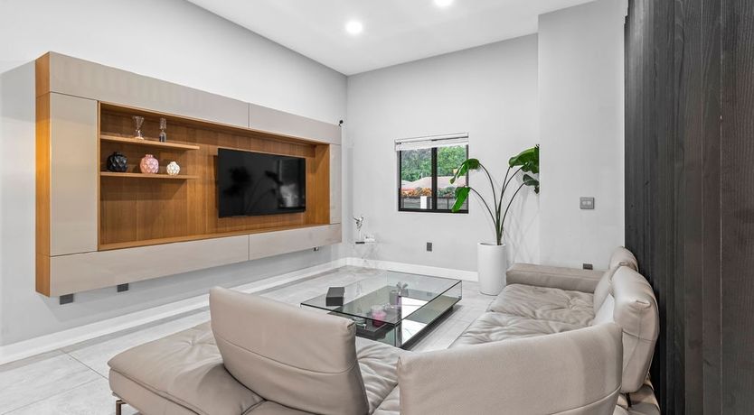 Photo of The Floating Villa