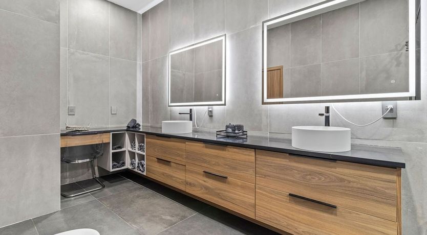 Photo of The Floating Villa