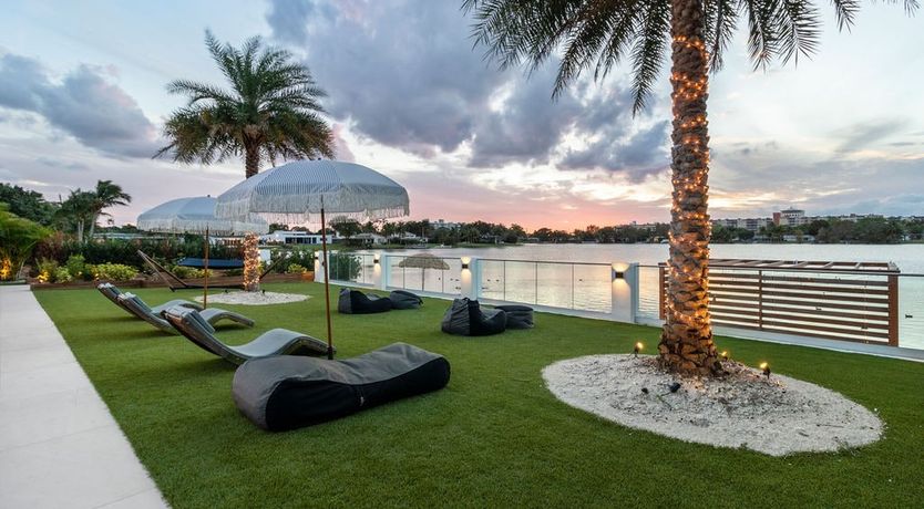 Photo of The Floating Villa