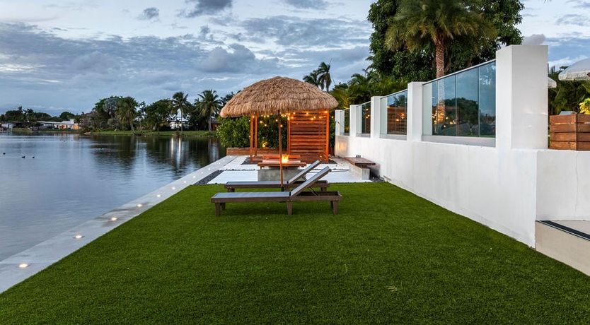 Photo of The Floating Villa