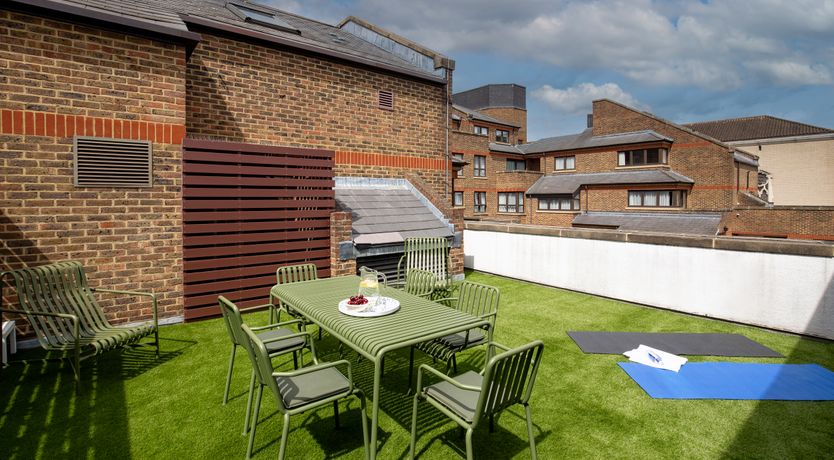 Photo of Royal Jewel