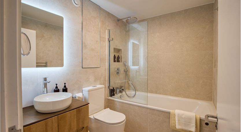 Photo of Royal Jewel