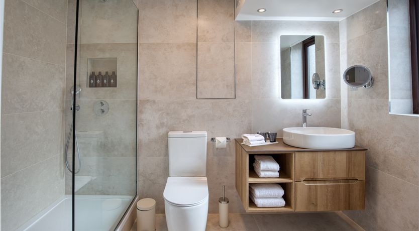 Photo of Royal Jewel