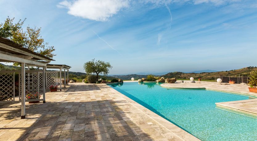 Photo of The Tuscan Breeze