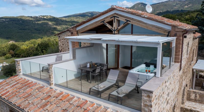 Photo of The Tuscan Breeze