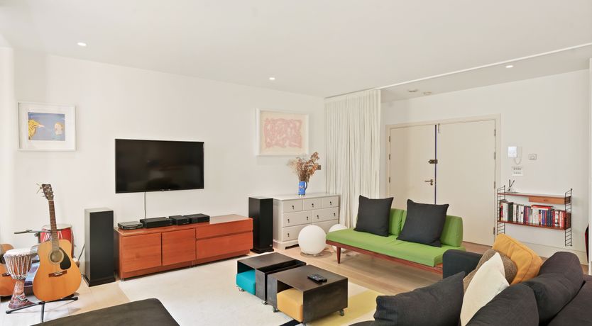 Photo of Urban Simplicity