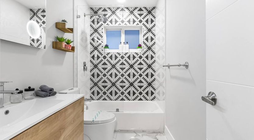 Photo of Coral & Sunshine