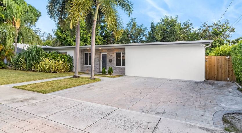 Photo of Coral & Sunshine