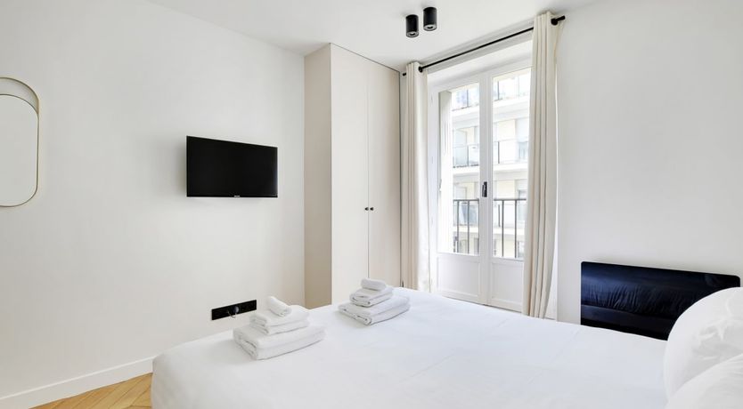 Photo of Picnic at the Champs De Mars