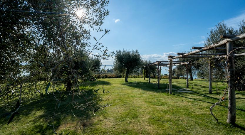 Photo of Lake View Haven