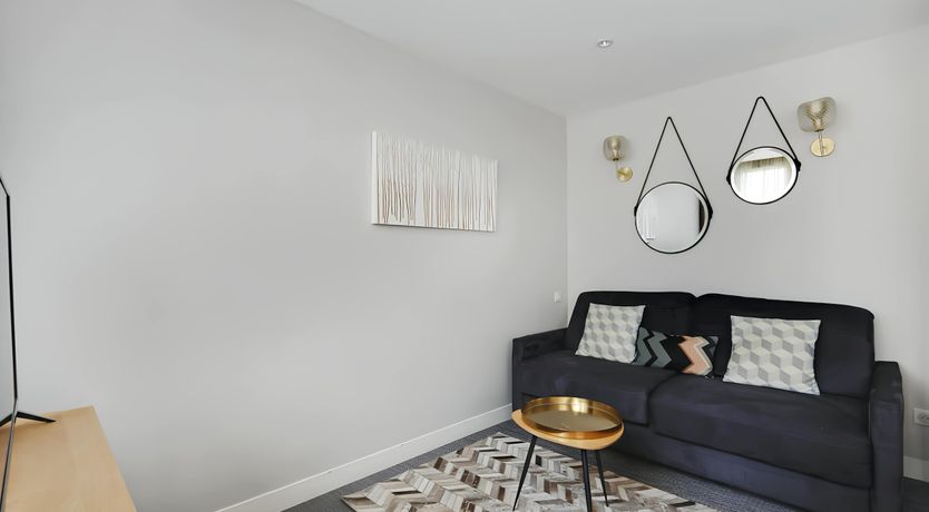 Photo of Parisian Dandelions