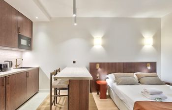 A Paris Touch Holiday Home