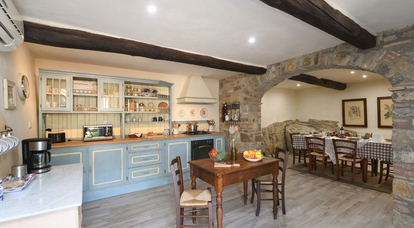 Photo of Roses of Chianti