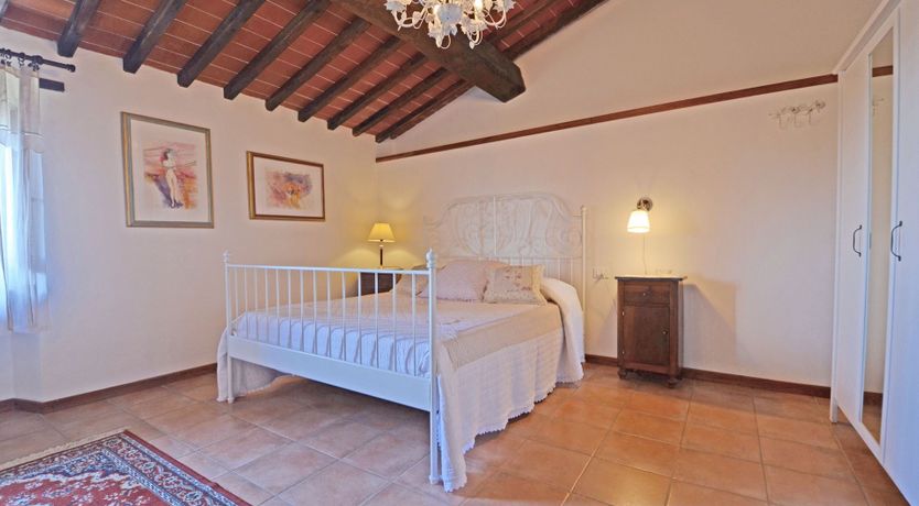 Photo of Roses of Chianti