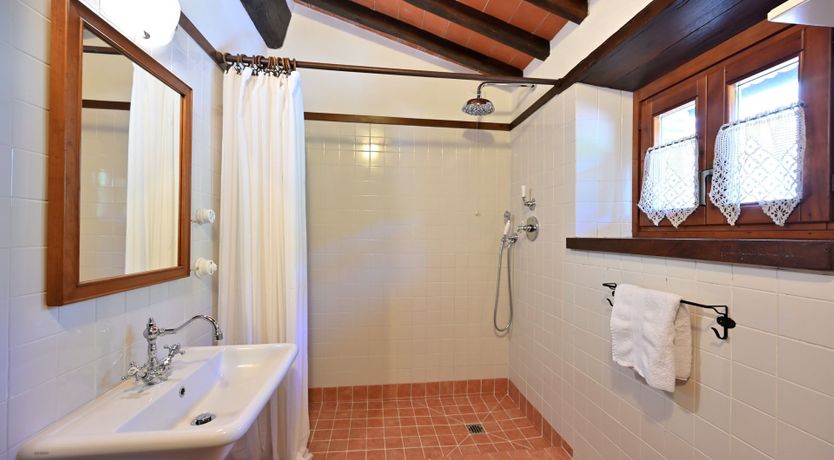 Photo of Roses of Chianti