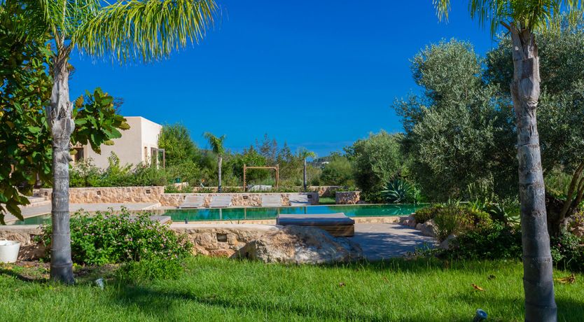Photo of Piano & A View