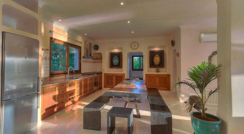 Photo of Piano & A View