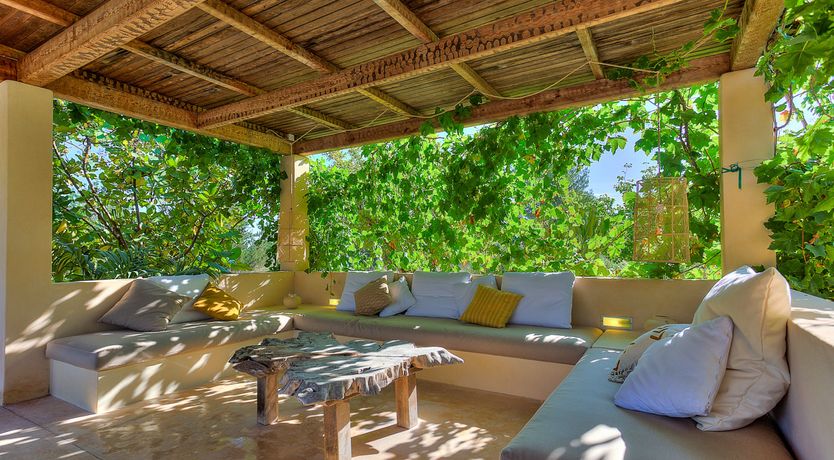 Photo of Piano & A View