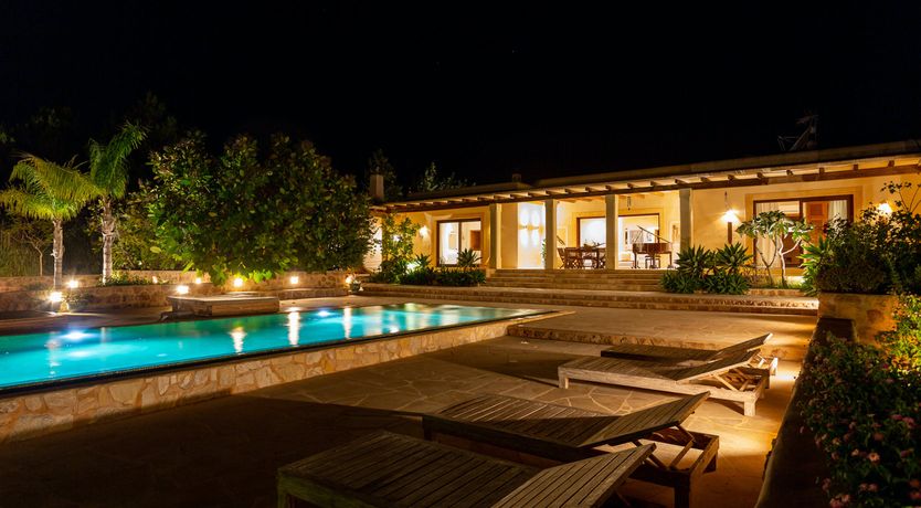 Photo of Piano & A View