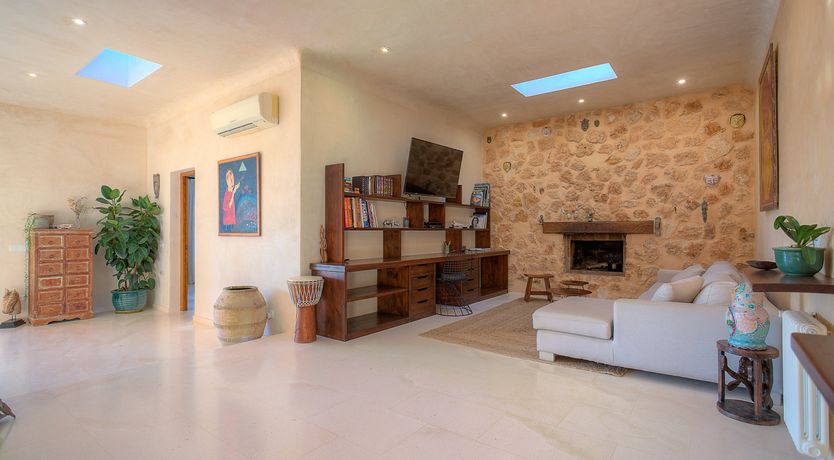 Photo of Piano & A View