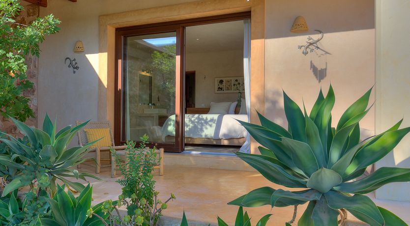 Photo of Piano & A View