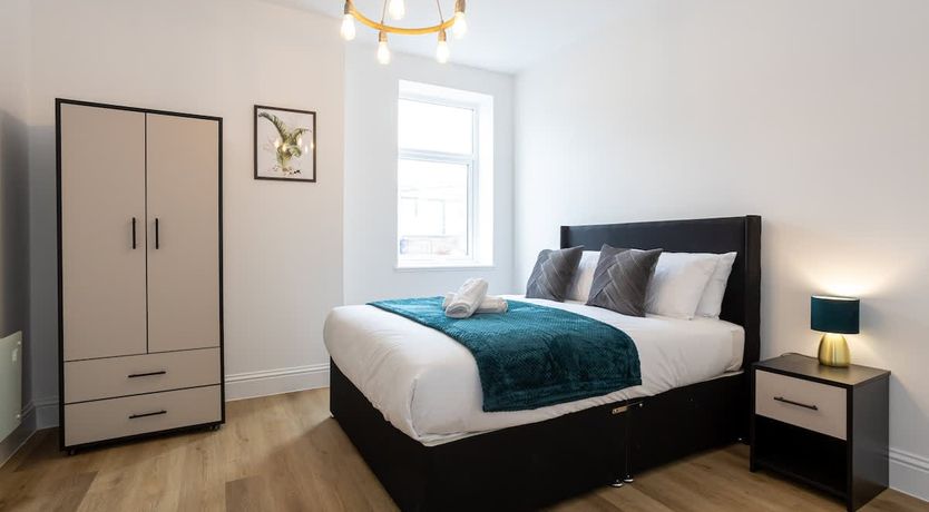 Photo of Northern Notice