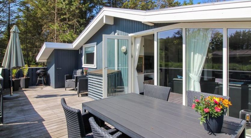 Photo of "Blia" - 575m from the sea