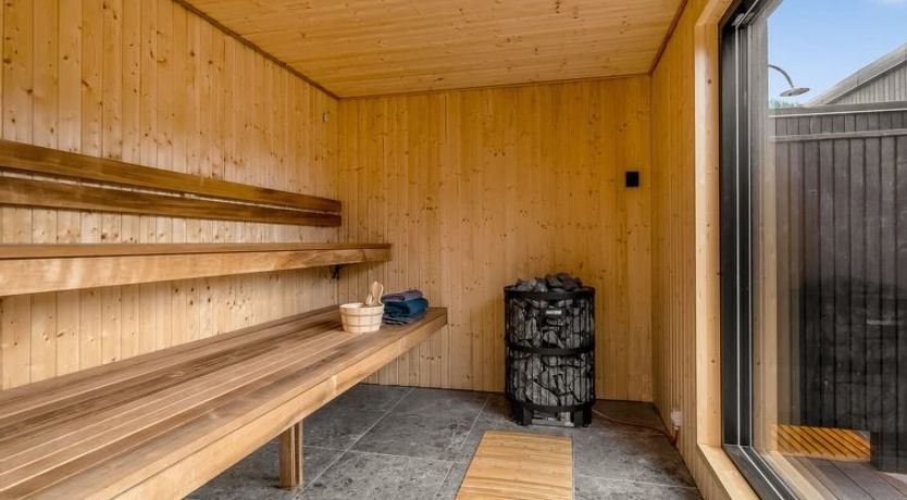 Photo of "Artur" - 800m from the sea