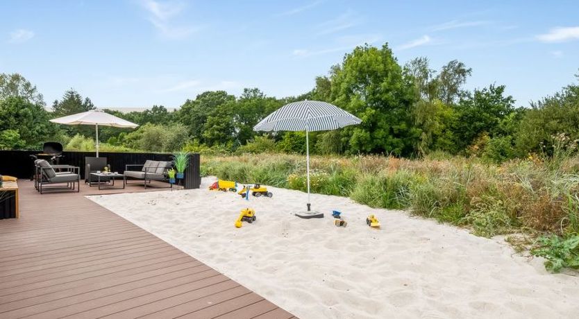 Photo of "Artur" - 800m from the sea