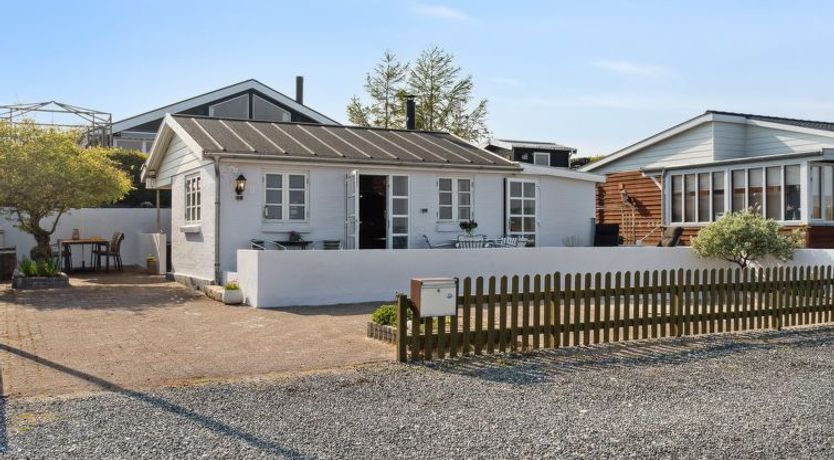 Photo of "Tameka" - 10m to the fjord