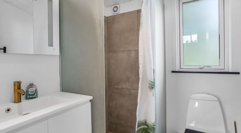 Photo of "Fin" - 150m from the sea