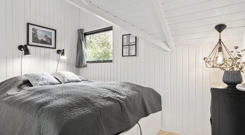 Photo of "Andy" - 150m from the sea