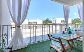 Photo of Renata Home