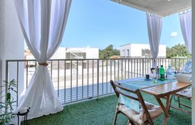 Photo of renata-home
