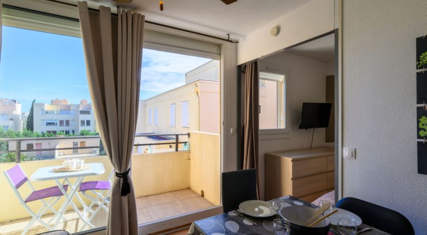 Photo of Gruissan Port Apartment 5