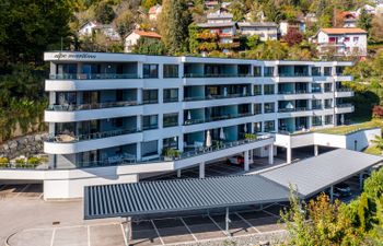 Top 5 Alpe maritima Seeblick+Bergkulisse Apartment 20 Holiday Home