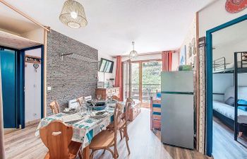 Les Pistes Apartment 21 Holiday Home