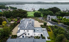 Photo of Grove House Schull 