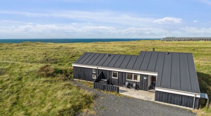 Photo of "Simona" - 300m from the sea