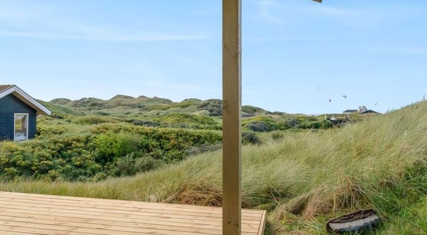 Photo of "Myrna" - 250m from the sea