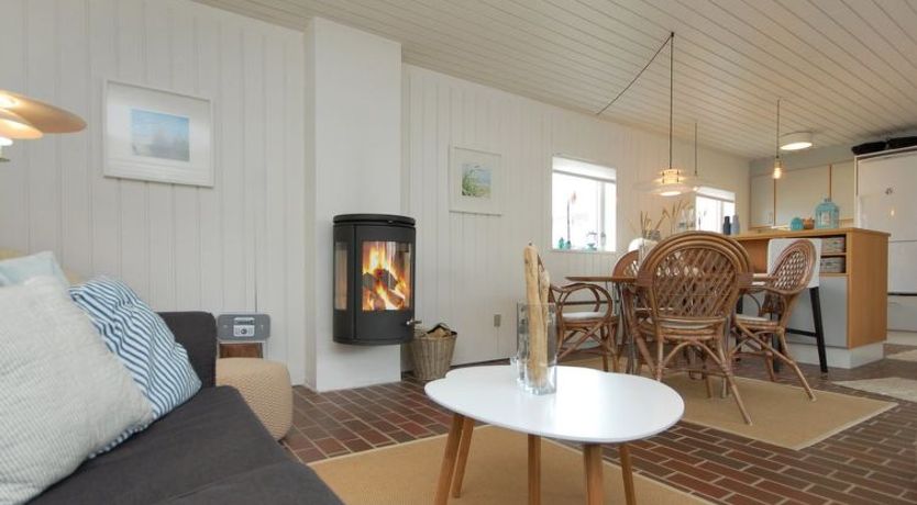 Photo of "Frieda" - 7.2km from the sea