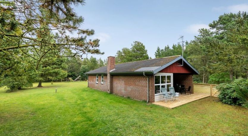 Photo of "Åsemarie" - 500m to the fjord