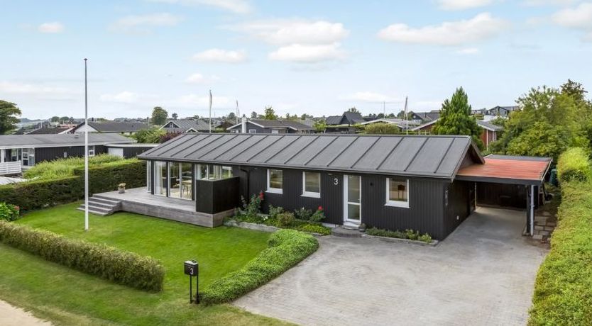 Photo of "Hubertina" - 75m from the sea