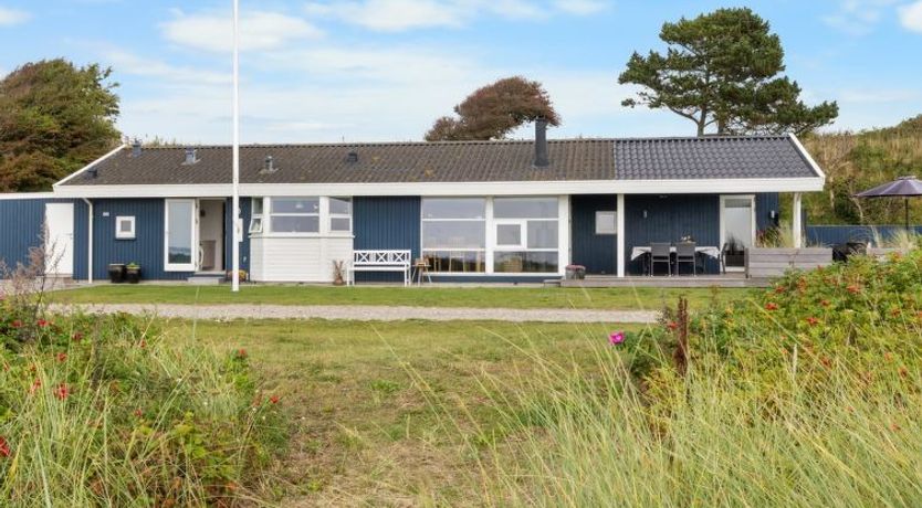 Photo of "Gertje" - 20m from the sea