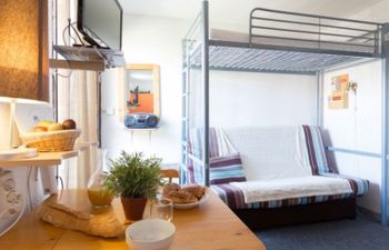 Plein Sud B Holiday Home
