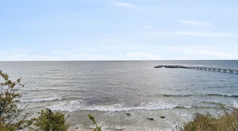 Photo of "Joon" - 100m from the sea