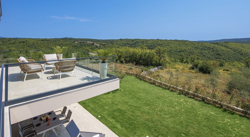 Photo of Casa Mayren Luxury Villa for 2