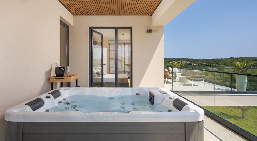 Photo of Casa Mayren Luxury Villa for 2