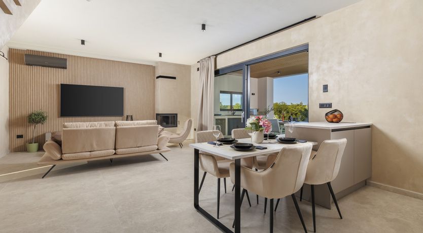 Photo of Casa Mayren Luxury Villa for 2