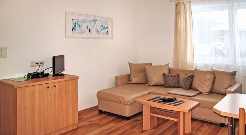 Photo of Kristall Apartment 2